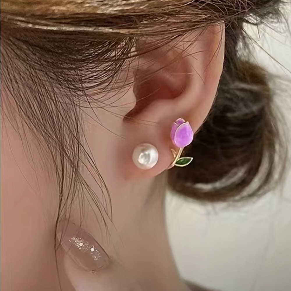 Trendy Elegant Purple Tulip Flower Pearl Stud Earrings, Women's‎ Stud Earrings - Picture 7 of 8